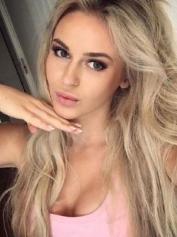 Лариса Страстная Брюнетка